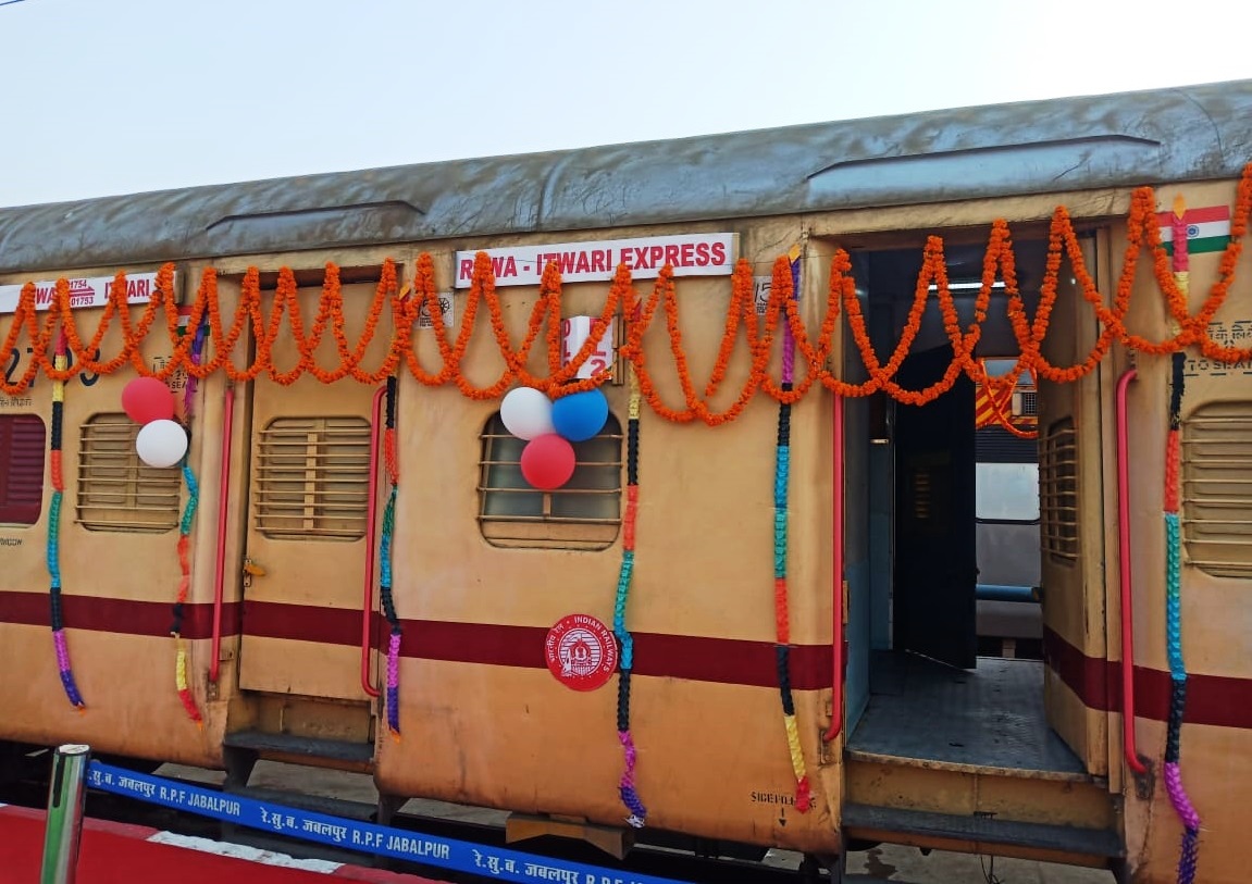 Railway News / आज से निर्धारित समय-सारिणी के तहत पटरी पर दौड़ेगी रीवा-इतवारी नागपुर ट्रेन